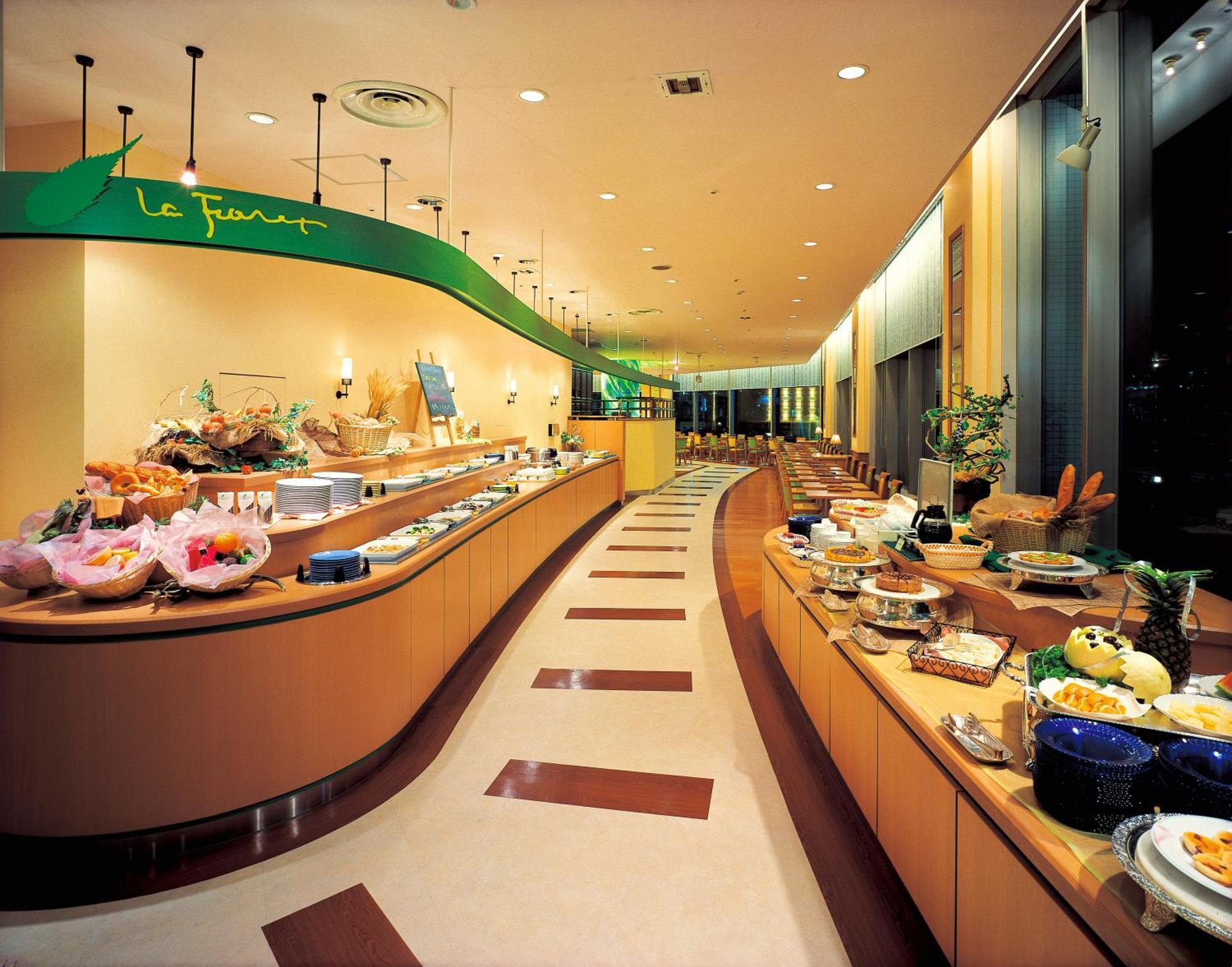 Hotel Green Tower Makuhari Chiba Buitenkant foto