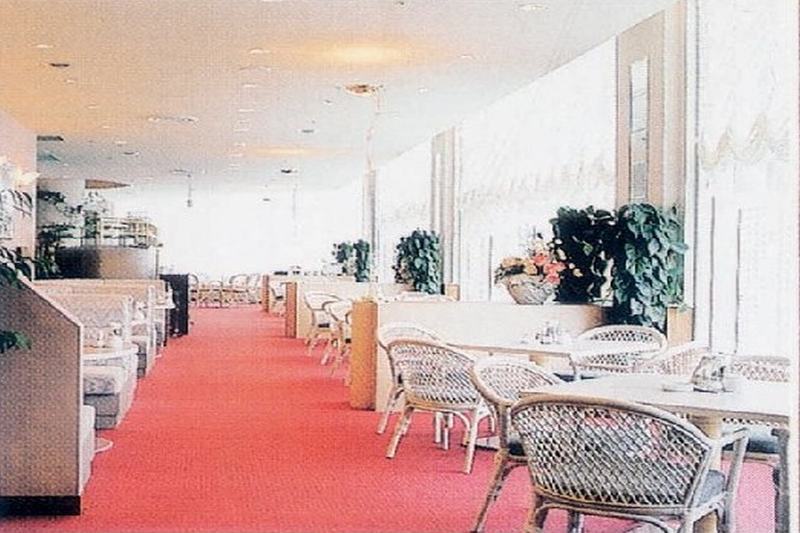 Hotel Green Tower Makuhari Chiba Buitenkant foto