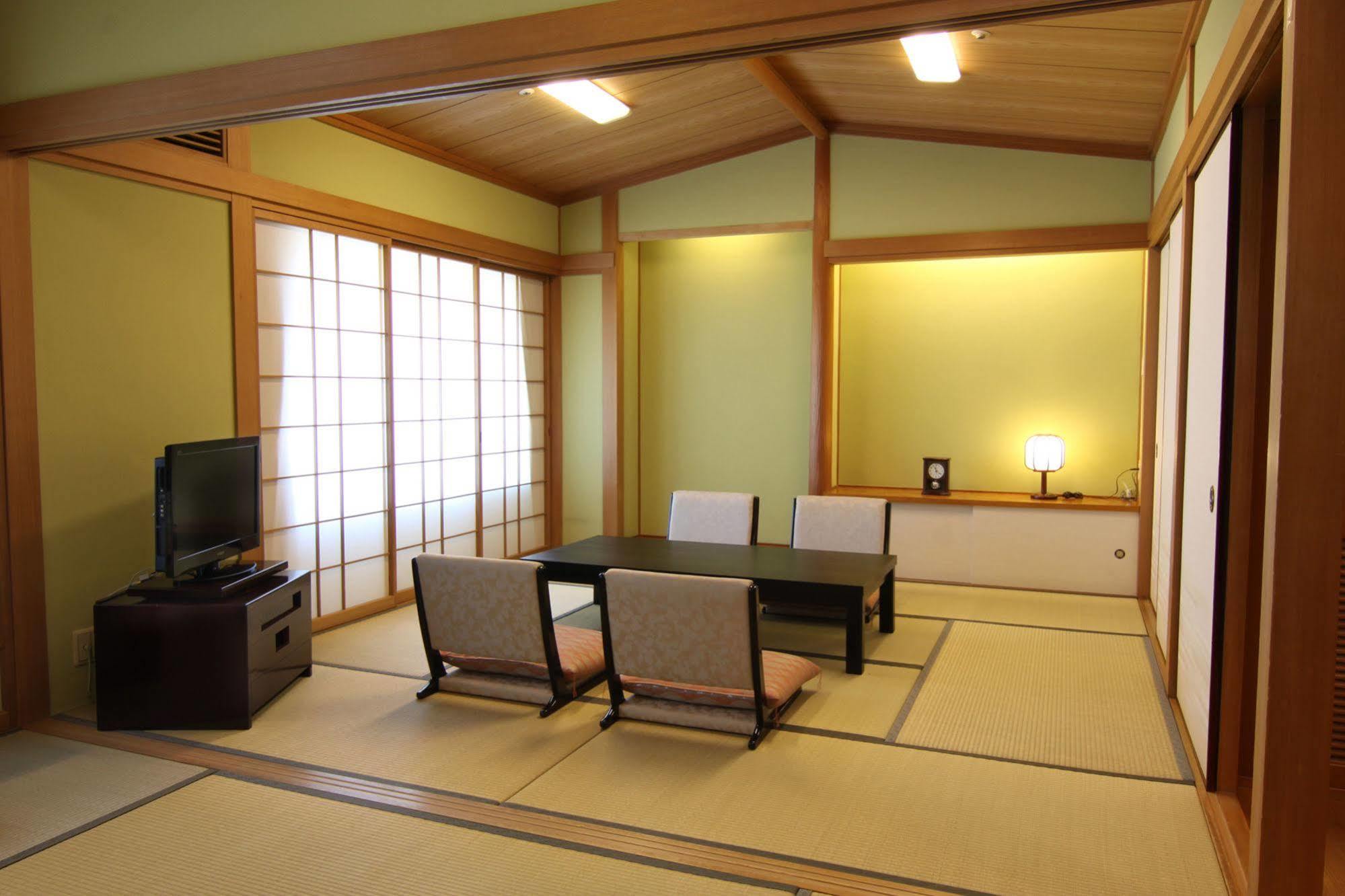 Hotel Green Tower Makuhari Chiba Buitenkant foto