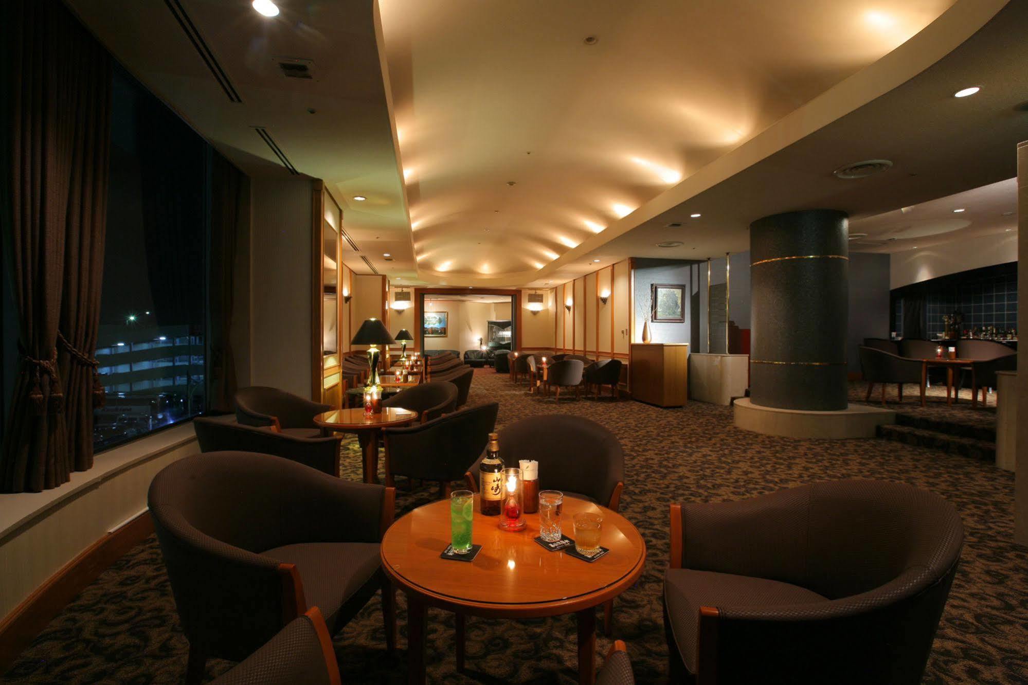 Hotel Green Tower Makuhari Chiba Buitenkant foto